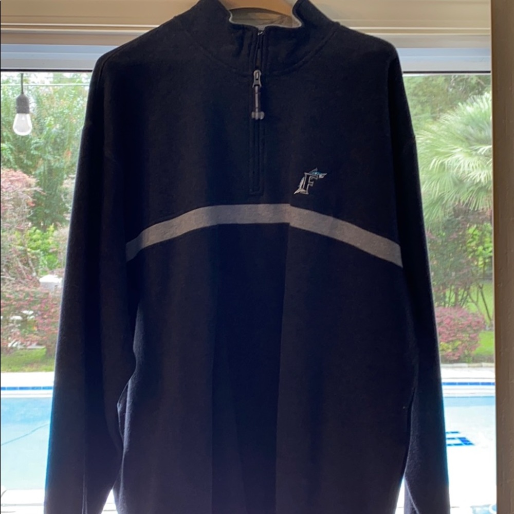 1/4 Zip Pullover